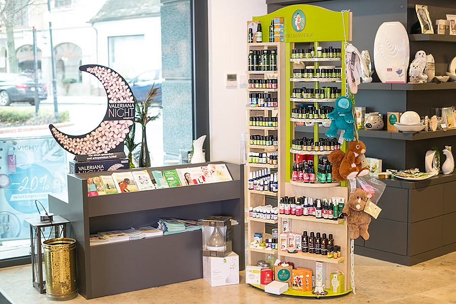 Impressionen Salvatorapotheke Drogerie